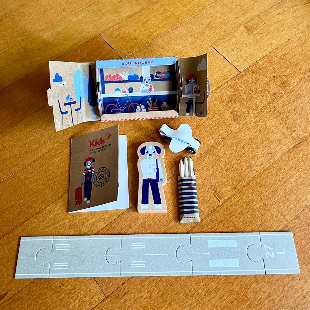 RARE Air France Blue and Brown Puzzle Set for Creative Play
